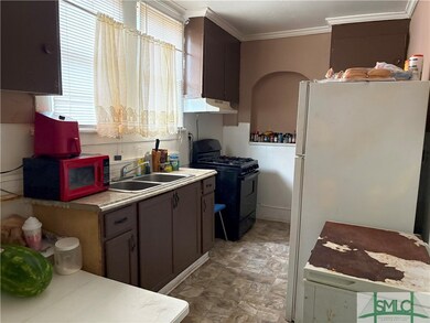 main house kitchen