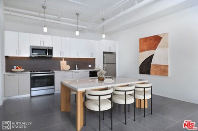 The 939 Lofts unit 1006, Los Angeles, CA 90015 - photo 2
