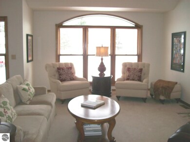 1652 E Brookside Dr, West Branch, MI 48661 - photo 2