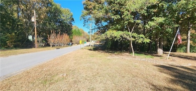 211 Brooks Ln, Winder, GA 30680 - photo 7