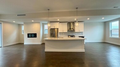 3912 Edwards Rd, Cincinnati, OH 45209 - photo 6