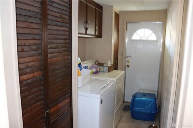 1334 Maple Dr, Enumclaw, WA 98022 - photo 7