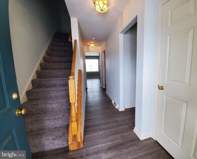 3995 Parkside Ct, Mount Joy, PA 17552 - photo 2