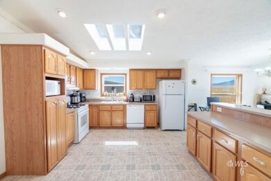 1089 County Road 310, Westcliffe, CO 81252 - photo 4