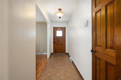 Foyer Entry