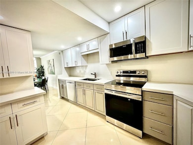 The Vintage unit 212, Bay Harbor Islands, FL 33154 - photo 3