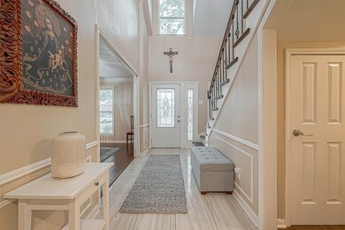 10227 Del Monte Dr, Houston, TX 77042 - photo 2