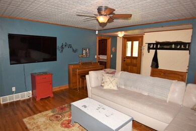 709 S Walnut St, Marysville, OH 43040 - photo 6