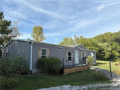 351 N Orchard Rd, Salem, IN 47167 - photo 5