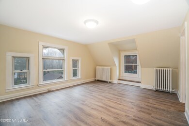 14 Byram Shore Rd #3 Greenwich, CT 06830