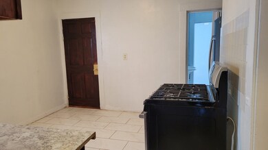 36 Wentworth St unit 3, Dorchester Center, MA 02124 - photo 3