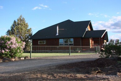 4709 SE Sunny Sage Way, Redmond, OR 97756 - photo 5