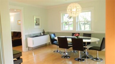 282 Tappan St, Brookline, MA 02445 - photo 3