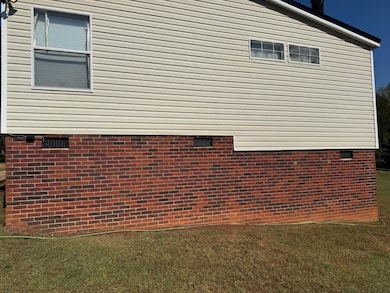 1470 Wilkie Bridge Rd, Chesnee, SC 29323 - photo 4