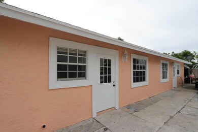 3115 Windsor Ave, West Palm Beach, FL 33407 - photo 3