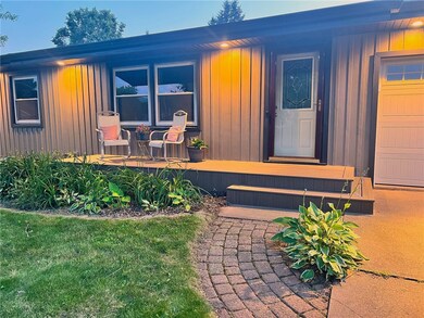 3450 McIvor St, Eau Claire, WI 54701 - photo 2