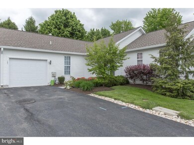 101 E Hunt Master Hollow unit 4, Glen Mills, PA 19342 - photo 3