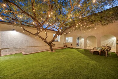 005_Entertaining Courtyard and Front