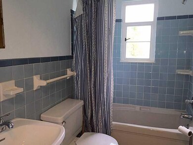 Full Bath.