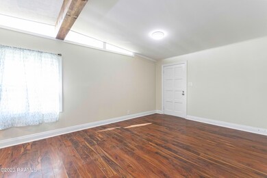 Living Room 4