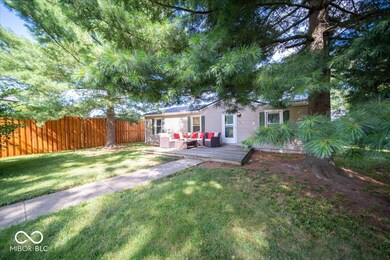 109 Elm Ave, Sheridan, IN 46069 - photo 2