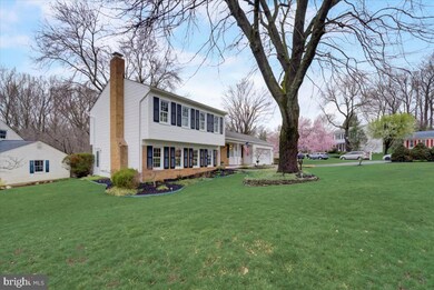 8024 W Point Dr, Springfield, VA 22153 - photo 4