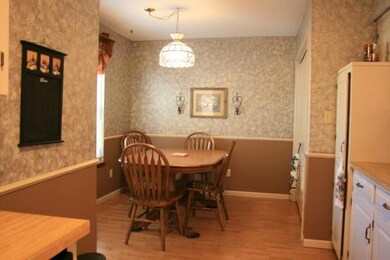 6610 Earnshaw St, Shawnee, KS 66216 - photo 5