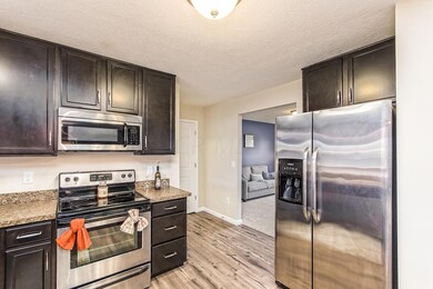 430 Hillcrest Dr, Circleville, OH 43113 - photo 7