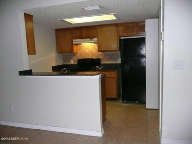 4338 Melissa Ct W, Jacksonville, FL 32210 - photo 3