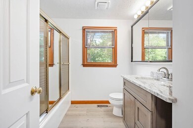 129 Corbin Rd, Dudley, MA 01571 - photo 7