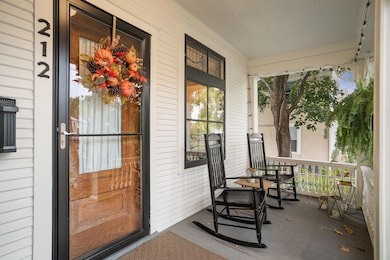 212 Cedar Lake Rd S, Minneapolis, MN 55405 - photo 3