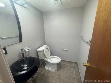 15 Crest St unit A3, West Haven, CT 06516 - photo 6