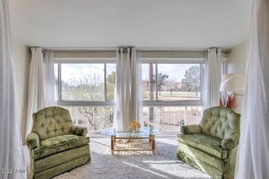 Linai with golf course view