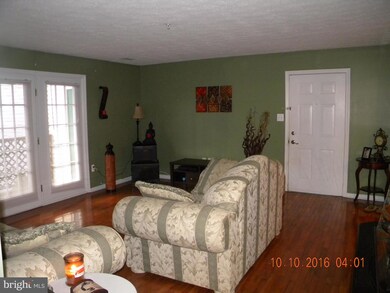 85 C-6 Hailey Ln unit C6, Strasburg, VA 22657 - photo 5