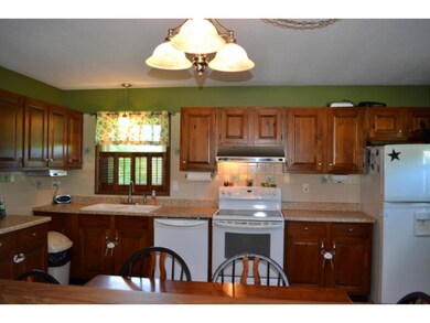 32 Ledge Dr, Barre, VT 05641 - photo 3