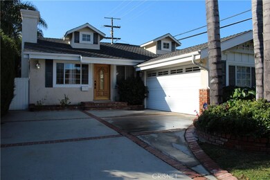 21918 Martinez St, Woodland Hills, CA 91364 - photo 2