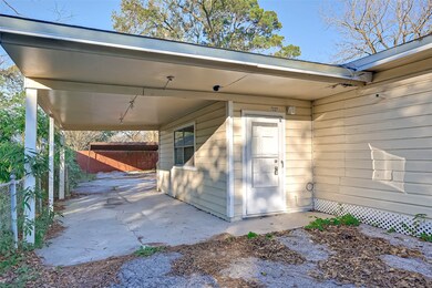 7227 Farnsworth St unit B, Houston, TX 77022 - photo 3