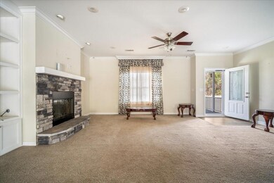 07-869 Farm Hill Circle-3