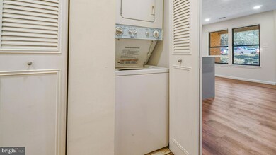 7531 Weather Worn Way unit B, Columbia, MD 21046 - photo 4