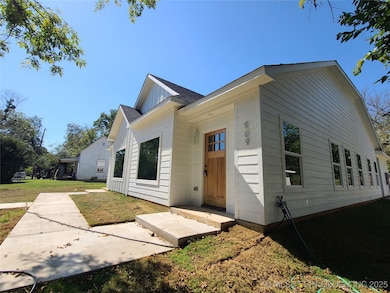 509 NE 5th Ave, Durant, OK 74701 - photo 2