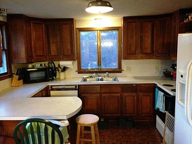 22 Allens Cove Rd, Charlestown, RI 02813 - photo 3