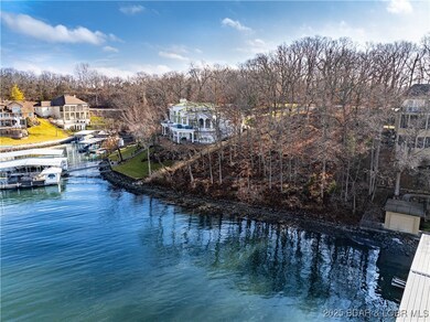 49 Regency Cove Dr, Village of Four Seasons, MO 65049 - photo 4