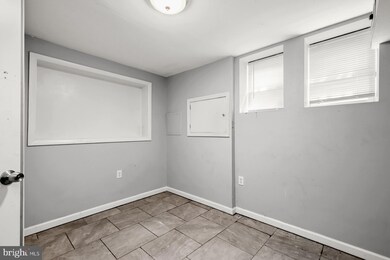 3412 Mount Pleasant Ave, Baltimore, MD 21224 - photo 7