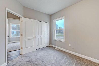 2550 Claridon Rd, Columbus, OH 43231 - photo 5