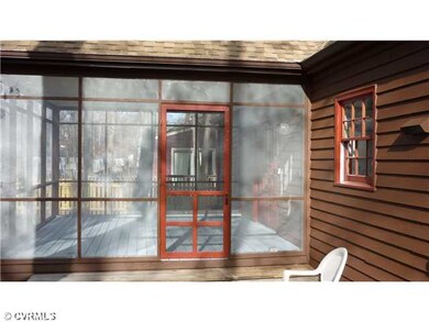 Porch - Beautiful screened Porch