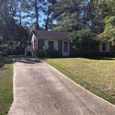 12 Stanhope pics front of house 2
