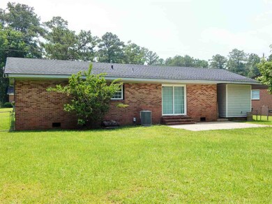 305 Lakewood Dr, Jacksonville, NC 28546 - photo 4