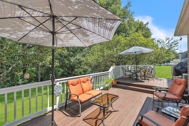 43 Hunters Greene Cir, Agawam, MA 01001 - photo 7