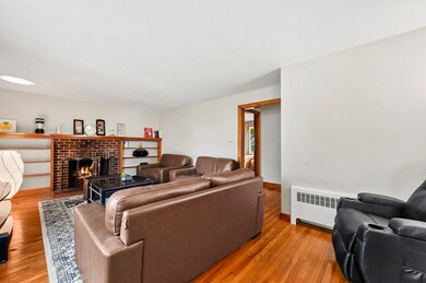 27 Winslow St, Gardner, MA 01440 - photo 5