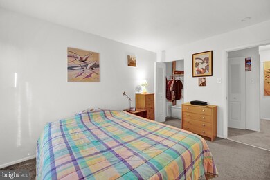 Altemus Farms unit G2, Brookhaven, PA 19015 - photo 7